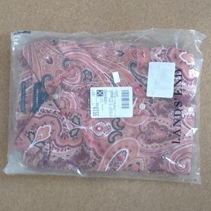 Lands'End women's pattern flannel shirt size large in Garnet Paisley